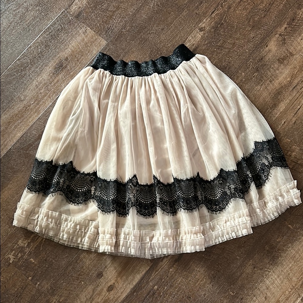 Forever 21 Cream and Black Lace Skirt